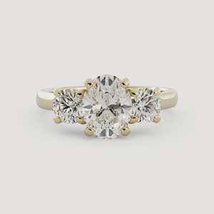 Bague de fiançailles à trois diamants en or massif 10k 14k, sertie à griffes de 2,4 mm, diamants ovales et ronds de laboratoire certifiés IGI, bijoux de luxe modernes pour mariée - Product Image 5
