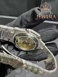 Reloj de Diamantes Mossinate de Acero Inoxidable a Prueba de Agua con Correa Ajustable, Accesorio de Lujo para Uso Diario, Fiestas y Actividades al Aire Libre - Product Image 3