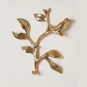 Elegantes Ganchos Metálicos de Pared para Cocina y Baño, Organizador de Toallas para Colgar en la Pared - Product Image 3