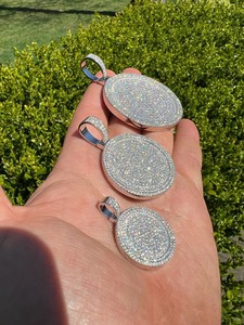 Collier pendentif hip-hop diamanté en promotion pour un usage quotidien et pour les occasions spéciales, disponible à un prix abordable - Product Image 4