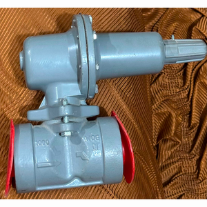 Régulateur de pression industriel 627-567 pour gaz naturel 70-150 PSI, taille d'orifice 3/16'', garniture AL/NIT - Product Image 2