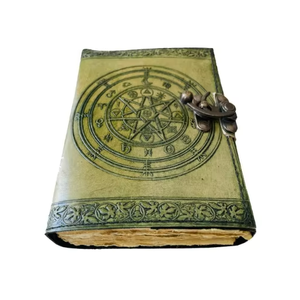 Diario de Cuero Genuino Wiccan Clásico con Grabado de Hechizos Mágicos, Cuaderno de Bocetos Hecho a Mano con Borde Desflecado, Diseño de Libro Vintage - Product Image 5