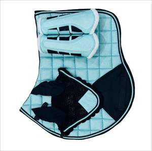 Ensemble de tapis de selle pour cheval matelassé à paillettes avec bottes et bonnet d'oreille assortis – Accessoires d'équitation de luxe - Product Image 6