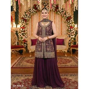 Conjunto de Kurta Sharara de Seda Súper con Bordado y Lentejuelas, Diseñado para Bodas y Eventos Culturales, con un Aspecto Elegante - Product Image 1