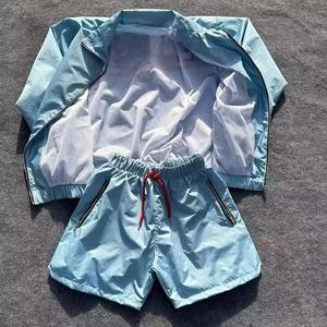 เสื้อแจ็คเก็ตผ้าซาตินปักลาย แห้งเร็ว ทรงบาง มีฮู้ด สไตล์สตรีทแวร์ สีพื้น สำหรับฤดูใบไม้ร่วง - Product Image 3