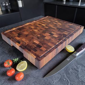 Tabla de cortar rectangular de madera con diseño de mosaico de grano final, antideslizante, para cocina - Product Image 3