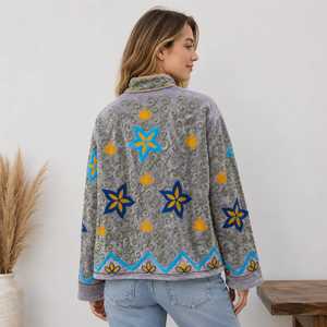 Chaqueta de Terciopelo Gris con Bordado Floral, Cuello Mandarín, Manga Larga, Forro de Algodón Cortavientos, Ropa de Invierno para Mujer - Product Image 2