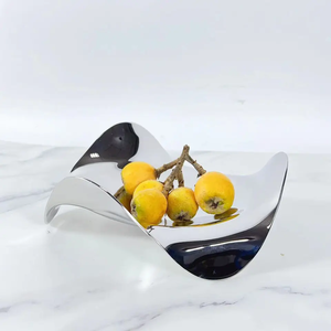 Plateau de service rétro européen en acier inoxydable, plateau de luxe irrégulier pour fruits et bonbons, plat décoratif écologique pour la maison et le camping - Product Image 4