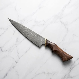 Couteau de cuisine artisanal en acier Damas de qualité industrielle avec manche en bois et étui en cuir pour le camping en plein air - Product Image 1