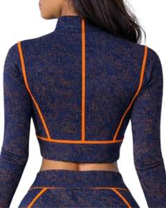 Conjunto de yoga de dos piezas azul marino personalizado para mujer, top corto con cremallera y pantalones acampanados de cintura alta con ribete en contraste, ropa deportiva para gimnasio, OEM personalizado - Product Image 4