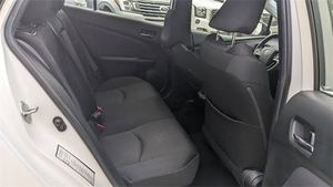 Gran Oferta: Toyota Prius LE FWD Usado del 2021 - Product Image 4