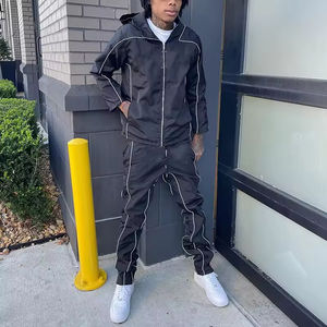 Conjunto Deportivo Personalizado OEM de Dos Piezas, Pantalones de Nylon, Chaqueta con Cierre, Chaqueta Cortavientos, Conjunto Deportivo para Hombre - Product Image 4