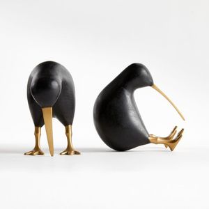 Figurine d'oiseau kiwi en bois pour la décoration intérieure, présentoir rustique pour étagère et accent artistique pour table - Product Image 1