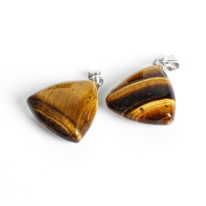 Colgante de Piedra Natural Ojo de Tigre Pulido en Forma de Lágrima Triangular para Fabricación de Joyas al por Mayor - Product Image 1