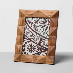 Cadre photo en bois au ton naturel, s'accorde avec les plantes, décoration neutre, espaces organiques, calme intemporel, beauté équilibrée - Product Image 5