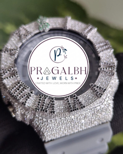 นาฬิกา Pragalbh Jewels ประดับเพชรแบบกำหนดเอง นาฬิกาควอตซ์สแตนเลสสตีลหรูหราประดับเพชรโมอิสซาไนต์แบบไมโครพาเว่ สำหรับผู้ชายและผู้หญิง - Product Image 4