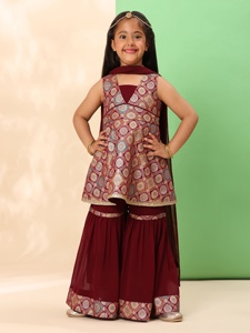 Girls Embellished Halter Neck Ready to Wear <b>Lehenga</b> Choli with Dupatta Set, Multi Color <b>Kids</b> Ethnic Festive Wear - Product Image 4