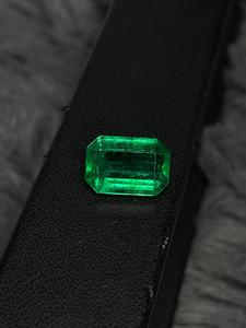 พลอยมรกตสีเขียวธรรมชาติทรงแปดเหลี่ยม ตัดแบบ ZM สำหรับทำเครื่องประดับ - Product Image 1