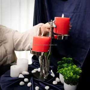 Porte-bougie en métal artisanal artistique avec impression en relief pour la décoration de la maison de Noël moderne et traditionnelle - Product Image 2