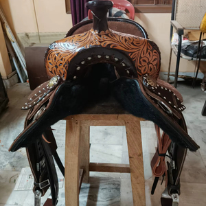 Cuero Occidental de Primera Calidad |   Silla de montar para caballo |   Floral Tallado a Mano |   Diseño Trabalado |   Duradero y Cómodo |   Equipo de equitación |   Alta Calidad - Product Image 4