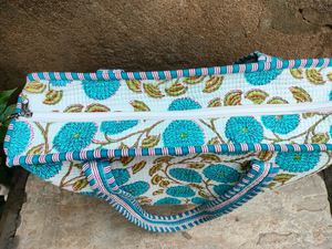 Nuevo Bolso Tote de Algodón Acolchado, Estilo Bohemio Elegante, Hecho a Mano, con Cierre de Cremallera, Costura Kantha, Amplio, para Llevar al Hombro - Product Image 3