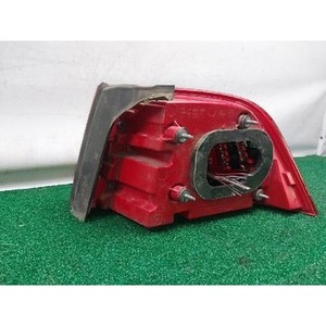 ไฟท้ายรถยนต์ฟีเทอนมือสอง ซ้าย รุ่น 3D0945095H - Product Image 5
