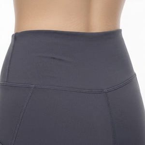 Shorts de compression pour femmes, sport pickleball, haute élasticité, coutures renforcées, taille élastique, poches latérales, respirant, séchage rapide, vêtements de sport - Product Image 4