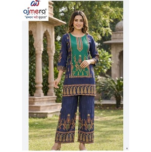 Traje Kurti de Diseño Étnico Tradicional para Mujer, Atuendo Elegante para Fiestas, Bodas y Oficina, Corte Regular, Sin Arrugas - Product Image 1