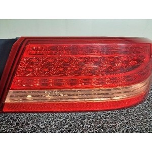 Lampe de combinaison arrière droite (côté passager) Chairman US 8364011 - Product Image 3