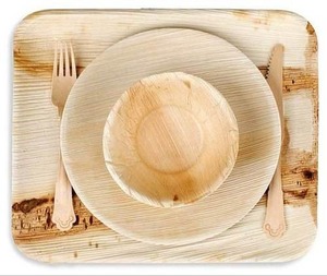 Assiettes jetables en feuilles de palmier Areca bio, biodégradables, écologiques et durables pour les mariages, les traiteurs, les fêtes et les événements. - Product Image 3