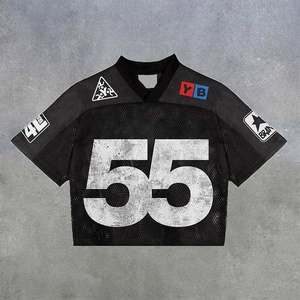 T-shirt surdimensionné en maille pour homme, style streetwear gothique Y2K, style maillot de football avec design imprimé et col en V - Product Image 2
