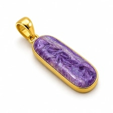HA Gems Pendentif Classique pour Femme en Charoïte Naturelle Plaqué Or, Bijou Artisanal en Argent Sterling 925, Forme Capsule Longue, Propriétés Curatives - Product Image 3