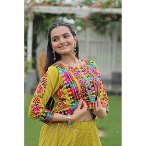 Livewear Handmade A-Line <b>Lehenga</b> Choli for Navratri Gamthi Embroidered Organza with <b>Crop</b> <b>Top</b> Natural Waistline Special Women - Product Image 6