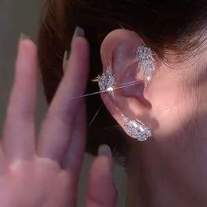 Boucles d'oreilles tendance Abbott AME002 en forme de papillon avec zircon, plaqué cuivre et argent, design chrétien pour les occasions de fête féminines - Product Image 3