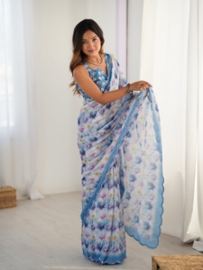 Sari de chinnon pesado con estampado floral Kutchi y borde de cuentas para mujer, ideal para bodas tradicionales indias. - Product Image 5