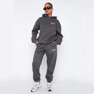 Sweat-shirt à capuche surdimensionné pour femmes avec logo personnalisé pantalon solide et chaud polaire coton poly tissu lavé technique hiver - Product Image 6