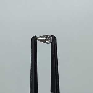 Anillo de Compromiso con Diamante Blanco Corte Pera de 0.21 CT, 6.2 X 3.0 MM, Cultivado en Laboratorio |   Certificado por IGI - Product Image 4