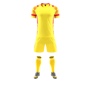 Camiseta de Fútbol Masculina de Alta Calidad, Conjunto de Color Personalizado de Fábrica, Material de Poliéster con Impresión de Logotipo Personalizado para Adultos - Product Image 1