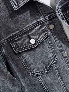 New Arrival High Quality Men's Vintage Style <b>Denim</b> <b>Jackets</b> Stylish Embossed Nylon Fur Decoration Men's <b>Jackets</b> - Product Image 4
