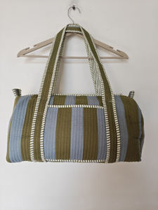 Sac de voyage matelassé en coton à rayures vertes, fermeture éclair, doubles poignées, unisexe |   Sac de week-end léger 20-35L - Product Image 2