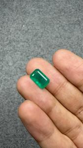 Émeraude naturelle zambienne de 3,21 carats, taille octogonale, pierre précieuse verte de qualité supérieure pour la vente en gros de bijoux fins - Product Image 4