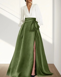 Elegante Vestido de Fiesta Blanco de Satén con Cuello Alto y Manga Larga, Corte en A, Largo hasta el Suelo, Falda con Contraste Amarillo, Cintura Imperio y Cola Capilla - Product Image 6