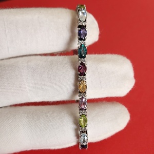 Bracelet à maillons fins en argent sterling 925 de créateur fait à la main Pierres précieuses multicolores légères pour les fêtes de mariage des dames - Product Image 2