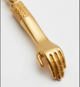 Service de couverts en or avec manche torsadé et design artisanal, vaisselle élégante pour mariage et usage domestique - Product Image 3
