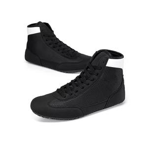 Chaussures de boxe haut de gamme légères et respirantes avec semelle durable, chaussures d'entraînement confortables - Product Image 1