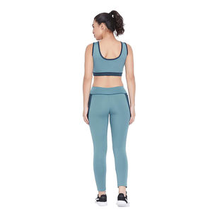 Ensemble de sport pour femmes de qualité supérieure, vêtements de fitness sans coutures, leggings de sport, ensemble de vêtements de sport pour femmes avec rembourrage push-up - Product Image 2