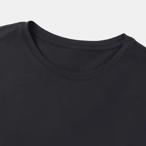 T-shirt décontracté premium pour homme, manches courtes, coton doux, respirant, tenue estivale confortable et élégante pour tous les jours - Product Image 4