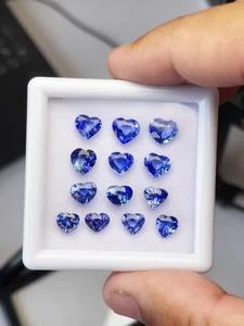 พลอยไพลินสีน้ำเงินธรรมชาติทรงหัวใจ 17.52 กะรัต 15 ชิ้น รับรองโดย IGI คุณภาพพรีเมียม พร้อมประกายสวยงาม - Product Image 2