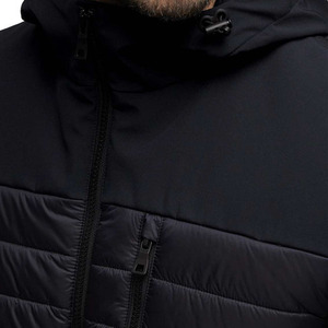 Chaqueta acolchada extragrande de diseñador para hombre, negra, con capucha, estilo burbuja, con logotipo OEM personalizado, para invierno. - Product Image 3