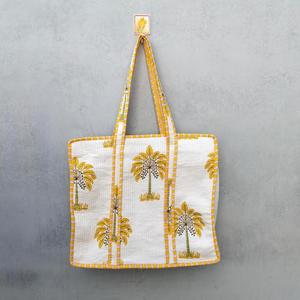 Sac fourre-tout en coton brodé motif palmier jaune CRAFT HACKLE, style bohème, fermeture ouverte, sac de plage d'été pour femme - Product Image 1